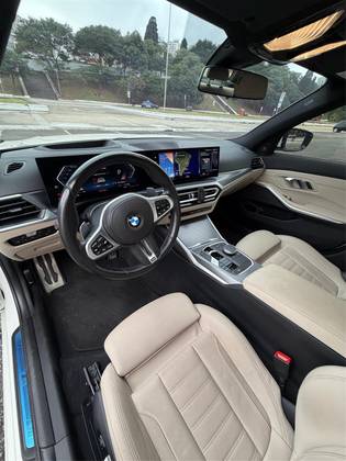 BMW 320i 2.0 16V TURBO FLEX M SPORT AUTOMÁTICO BMW 320i 2.0 16V TURBO FLEX M SPORT AUTOMÁTICO